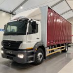 Mercedes Axor 1824 Day Cab Curtainsider - thumbnail