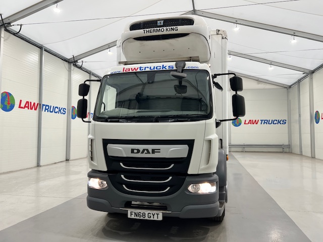 DAF LF 230 4×2 Day Cab Fridge Box