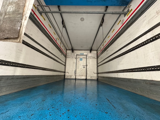 Mercedes Axor 1824 Day Cab Fridge Box
