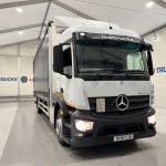 Mercedes Actros 1824 Sleeper Cab Curtainsider - thumbnail