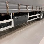 DAF CF75 310 Rear Lift Sleeper Cab Curtainsider - thumbnail