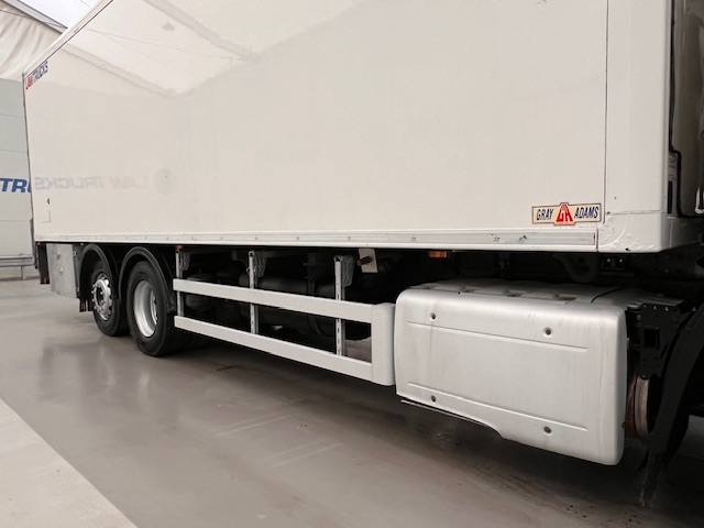DAF CF 290 6×2 Rear Steer Fridge Box