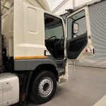 DAF CF 330 6×2 Rear Lift Sleeper Cab Curtainsider - thumbnail
