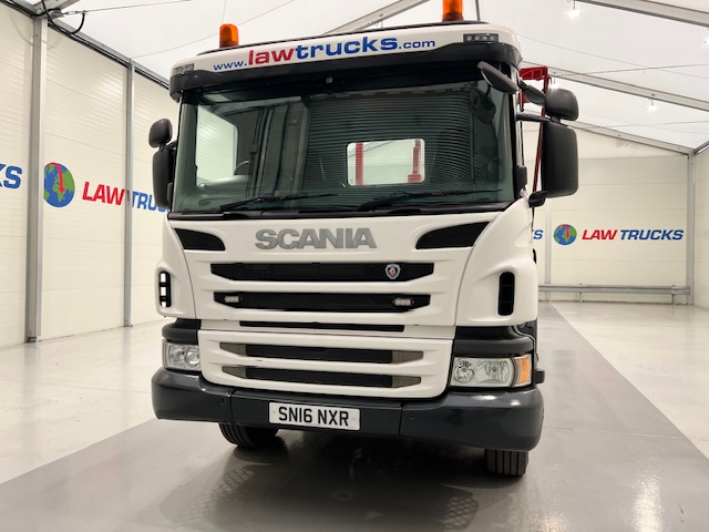 Scania P370 8×4 Rest Cab Hookloader Manual