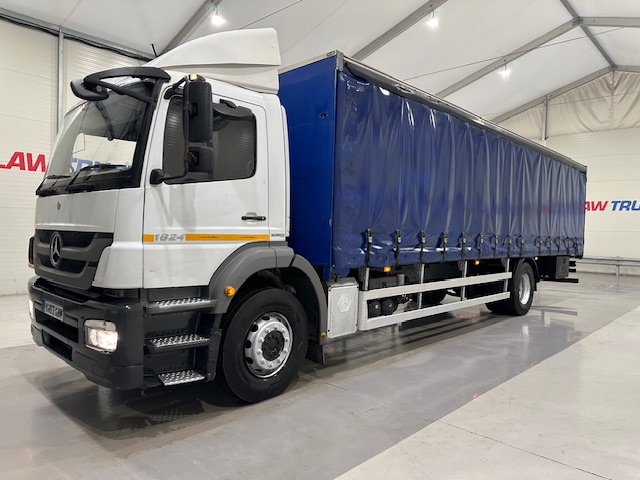 Mercedes 1824 4×2 Day Cab Curtainsider