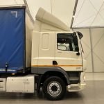 DAF CF 330 6×2 Rear Lift Sleeper Cab Curtainsider - thumbnail