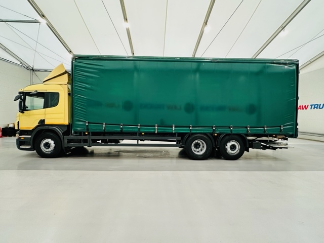 Scania P310 6×2 Sleeper Cab Curtainsider Manual