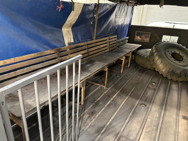 Bedford MJ 330 4×4 Cargo Truck