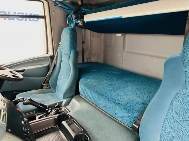 DAF CF65 220 Sleeper Cab Fridge Box