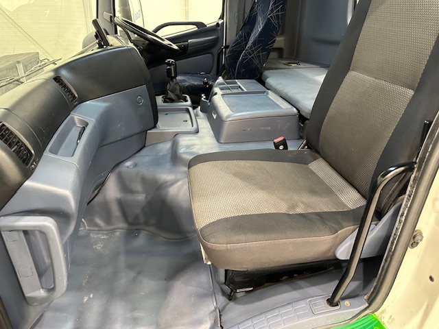 Hino 3241 700 8×4 Sleeper Cab Steel Tipper