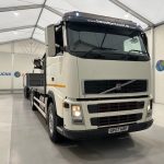 Volvo FH 440 6×2 Rear Lift Brick Grab Drawbar - thumbnail