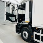 Iveco Stralis 310 AT 6×2 Fridge Box Van - thumbnail
