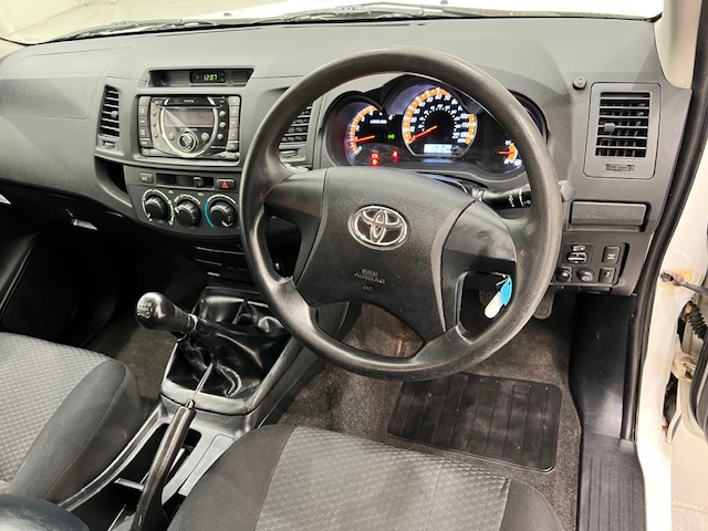 Toyota Hilux 2.5 D-4D 4×4 Double Cab Pick Up