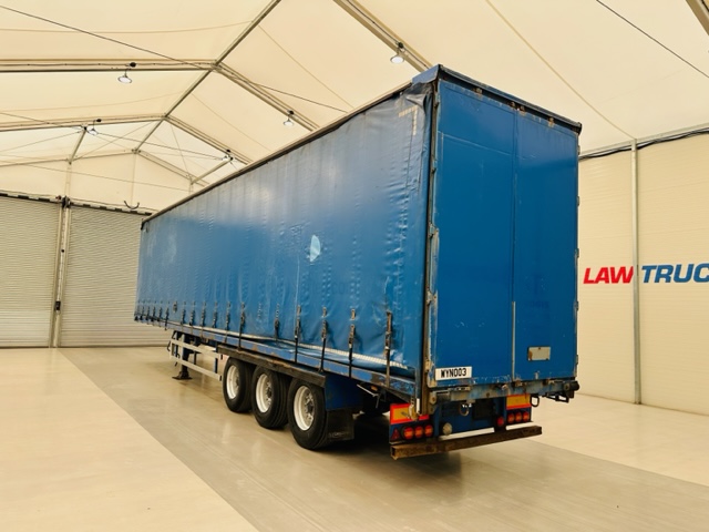 SDC Tri Axle Curtainsider Trailer