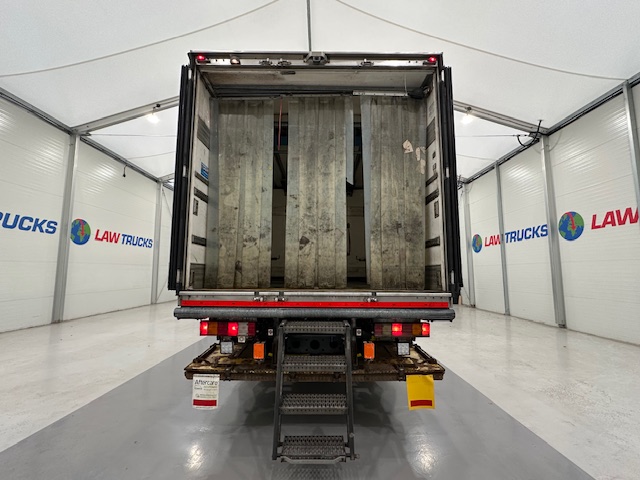 Mercedes Axor 1824 Day Cab Fridge Box