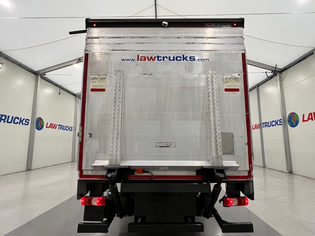 Mercedes Actros 1824 Day Cab Curtainsider
