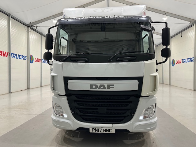 DAF CF 330 Rear Lift Day Cab Fridge Box