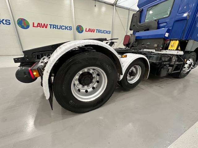 DAF CF85 410 6×2 Midlift Tractor Unit
