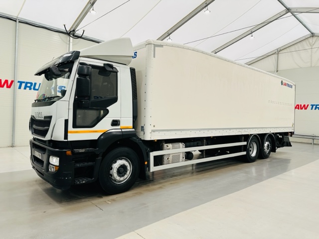 Iveco Stralis 310 Euro 6 6×2 Box Van