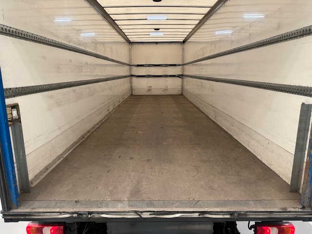 Mercedes Actros 1824 4×2 Day Cab Box Van
