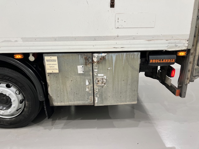 DAF CF 290 6×2 Rear Steer Fridge Box