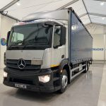 Mercedes Actros 2530 6×2 Day Cab Curtainsider - thumbnail
