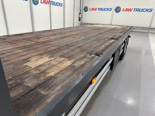 Scania P94 230 4×2 Sleeper Cab Flatbed