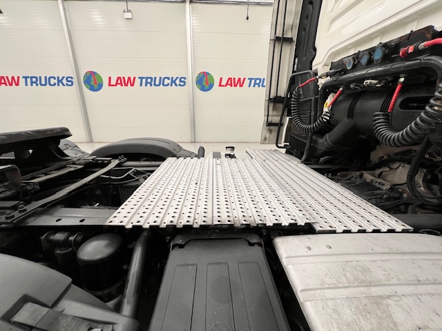 MAN TGX 26.440 6×2 Midlift Tractor Unit