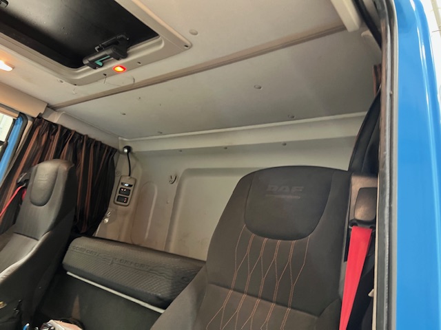 DAF CF 450 Sleeper Cab Tipper