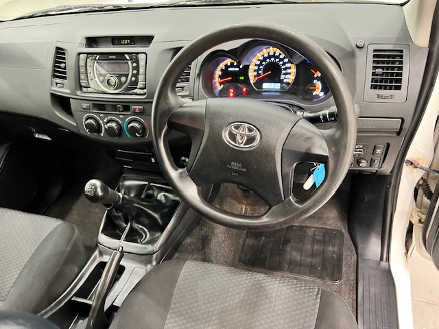 Toyota Hilux 2.5 D-4D 4×4 Double Cab Pick Up