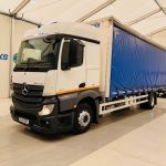Mercedes Actros 1830 Sleeper Cab Curtainsider - thumbnail