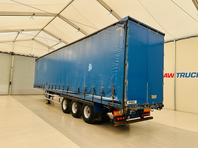 SDC Tri Axle Curtainsider Trailer