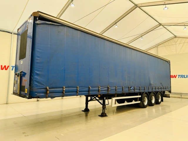 Montracon Tri Axle Curtainsider Trailer