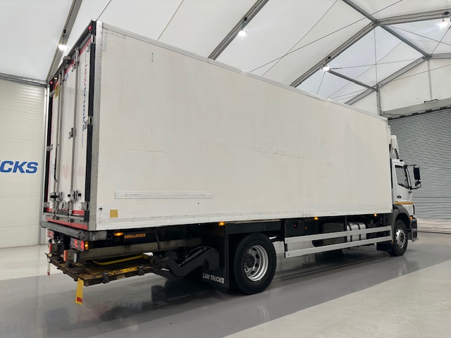 Mercedes Axor 1824 Day Cab Fridge Box