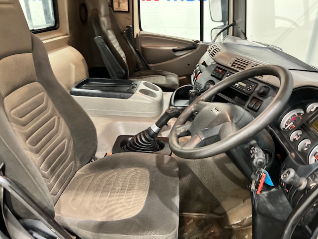DAF CF85 410 8×4 Day Cab Steel Tipper Grab