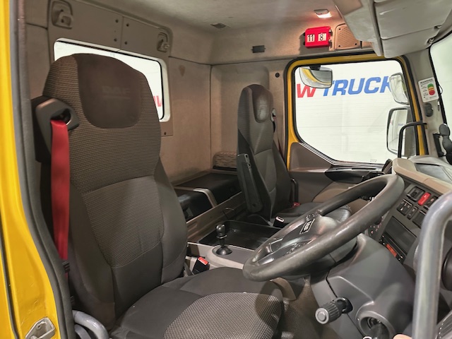 DAF LF 250 4×2 Rest Cab Tractor Unit
