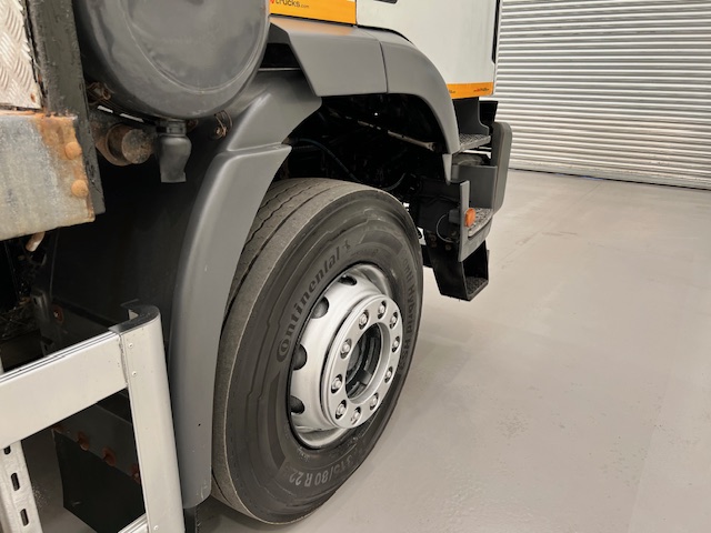 Seddon Atkinson Strato 385 6×4 Double Drive Flatbed