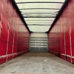 Mercedes Actros 2533 6×2 Sleeper Cab Curtainsider - thumbnail