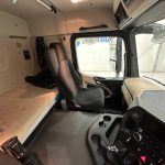 Mercedes Actros 1824 4×2 Sleeper Cab Box Van - thumbnail