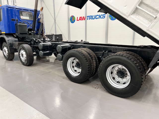 Scania P370 8×4 Rest Cab Tipper Manual