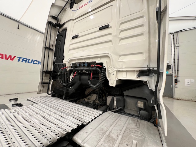 MAN TGX 26.440 6×2 Midlift Tractor Unit
