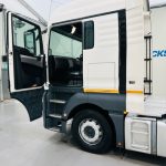 MAN TGX 26.440 6×2 Midlift Tractor Unit - thumbnail