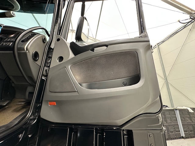 DAF XF 510 6×2 Midlift Tractor Unit