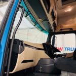 Mercedes Actros 1830 Sleeper Curtainsider Box Van - thumbnail