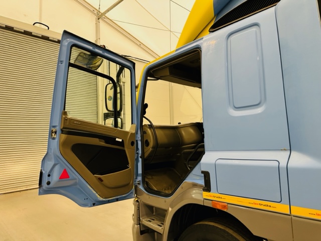 DAF CF65 220 Sleeper Cab Box Van
