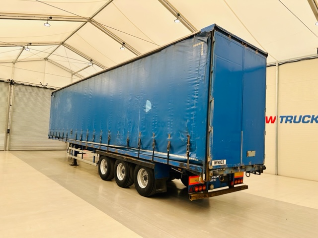 SDC Tri Axle Curtainsider Trailer