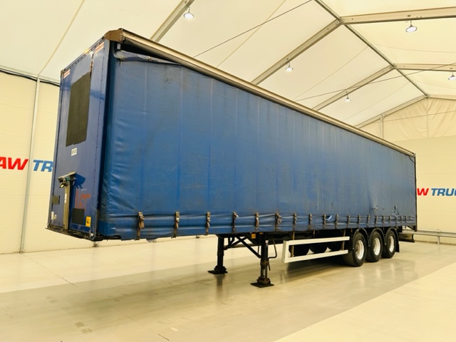 Montracon Tri Axle Curtainsider Trailer