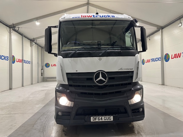 Mercedes Actros 2530 6×2 Sleeper Cab Curtainsider