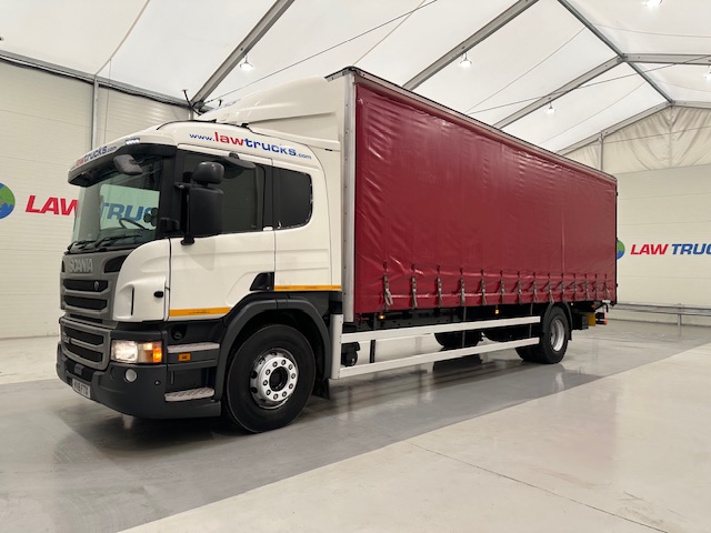 Scania P250 4×2 Sleeper Cab Curtainsider