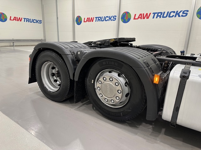 Scania R450 6×2 Midlift Highline Tractor Unit